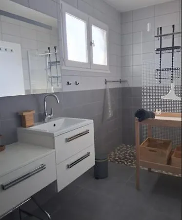 Des 4 Pins Avec Piscine